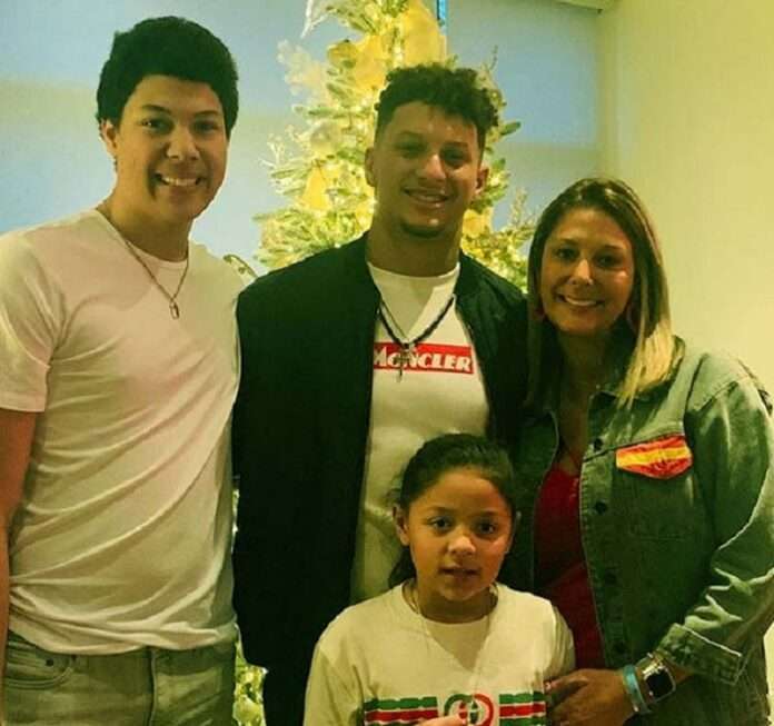 randi mahomes and her children