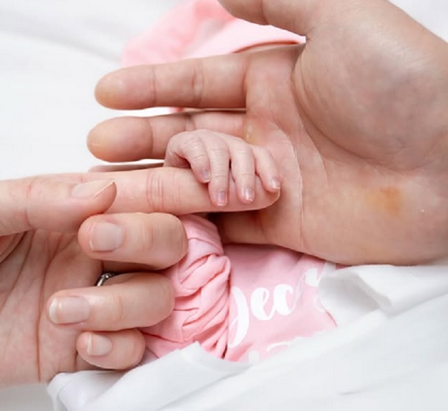 baby hand