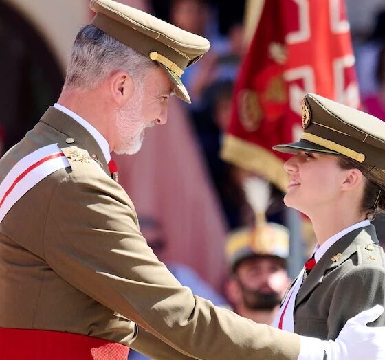 leonor dad in uniform