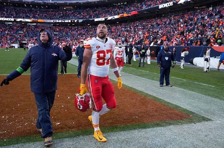 travis k and manager